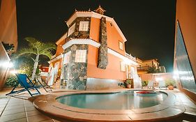 Villa Morada Sonneland Con Piscina Privada Climatizada
